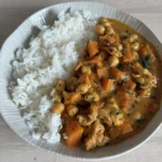 Indiško stiliaus batatų troškinys su vištiena