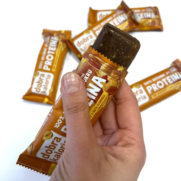 Baltyminis batonelis karameles skonio, be pridetinio cukraus